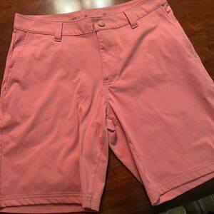 Rhône Bermuda shorts, like new